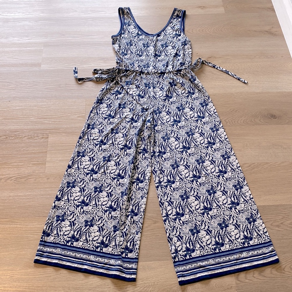 Max Studio Sleeveless Cropped Jumpsuit - Picture 2 of 14